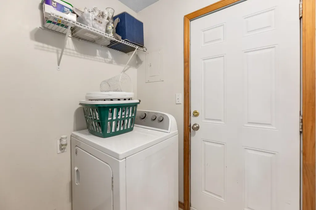 909 N Bebe Street Wichita KS 67212