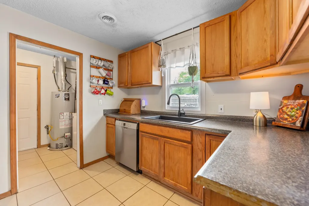 909 N Bebe Street Wichita KS 67212