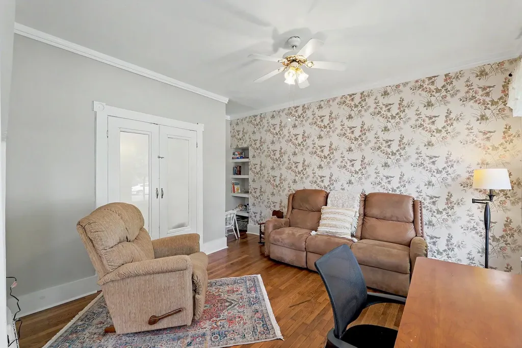 303 E 5th Street Newton KS 67114