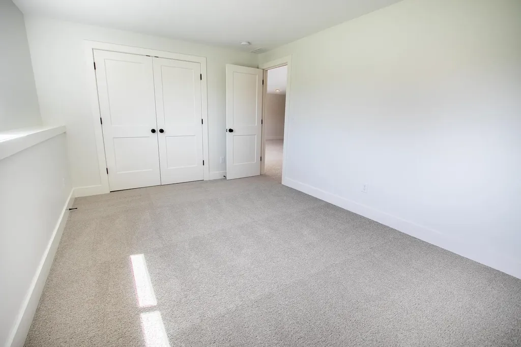 511 Glen Creek Street Newton KS 67114