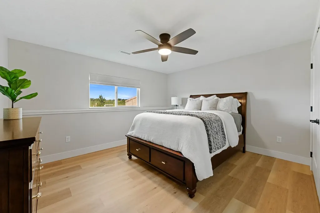 1327 W Footbridge Street Goddard KS 67052