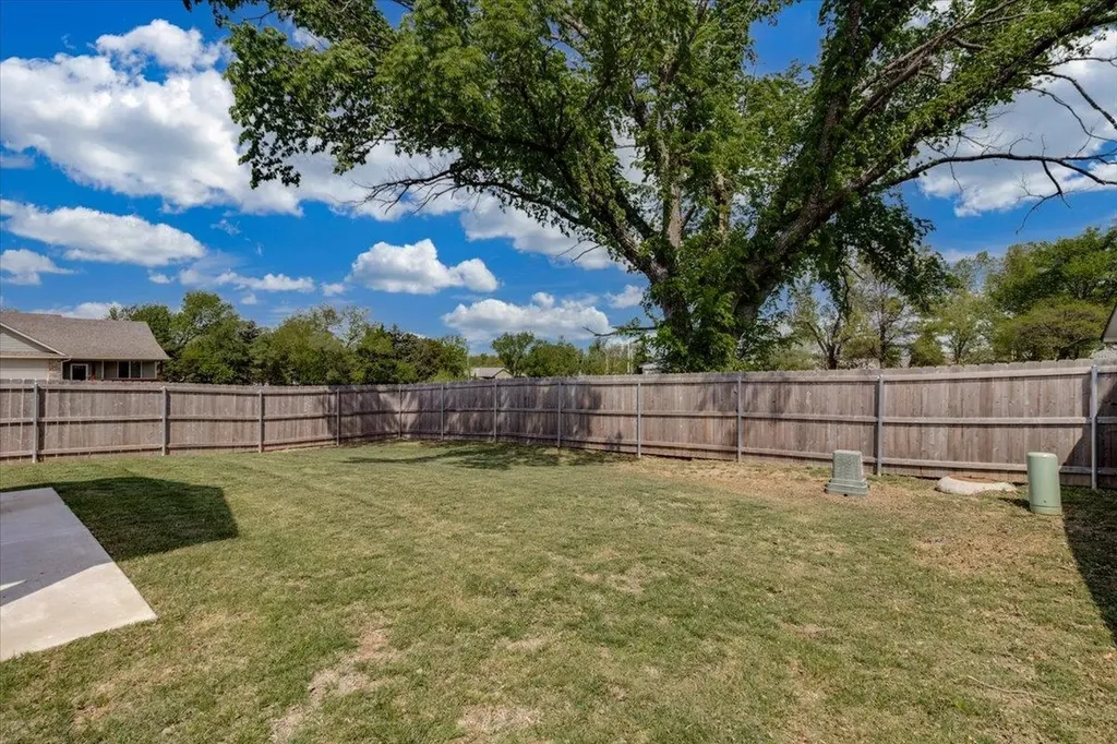 1118 Sontag Court Derby KS 67037
