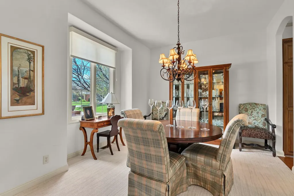 9237 N Wilson Estates Court Wichita KS 67206