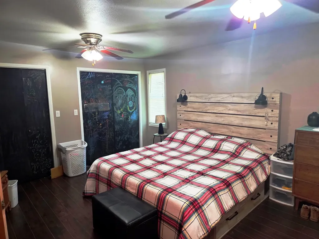 1120 Helen Augusta KS 67010