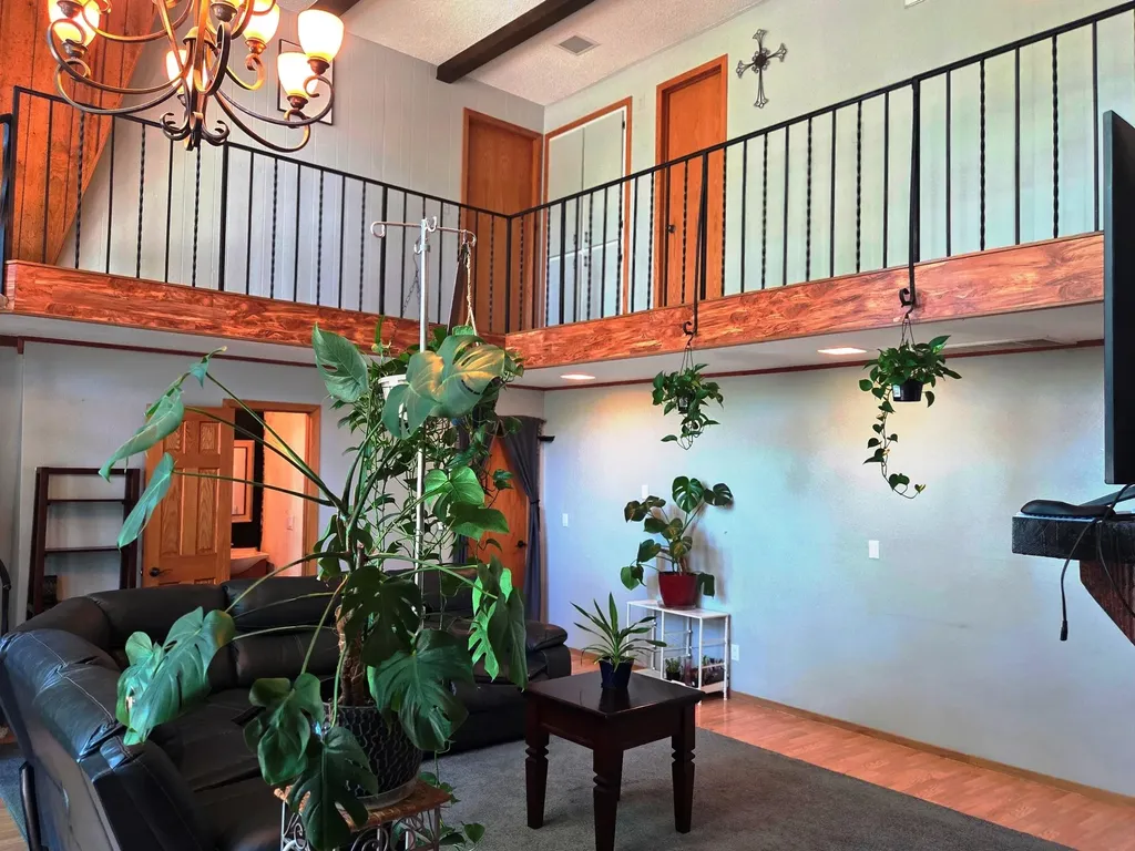 1120 Helen Augusta KS 67010