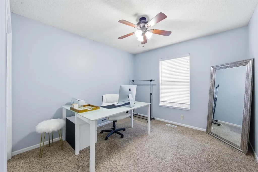705 S Westview Circle Andover KS 67002-9336