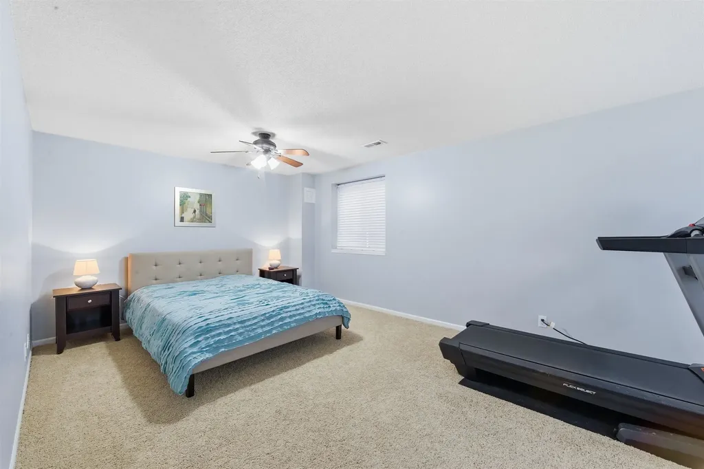 705 S Westview Circle Andover KS 67002-9336