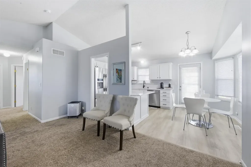 705 S Westview Circle Andover KS 67002-9336