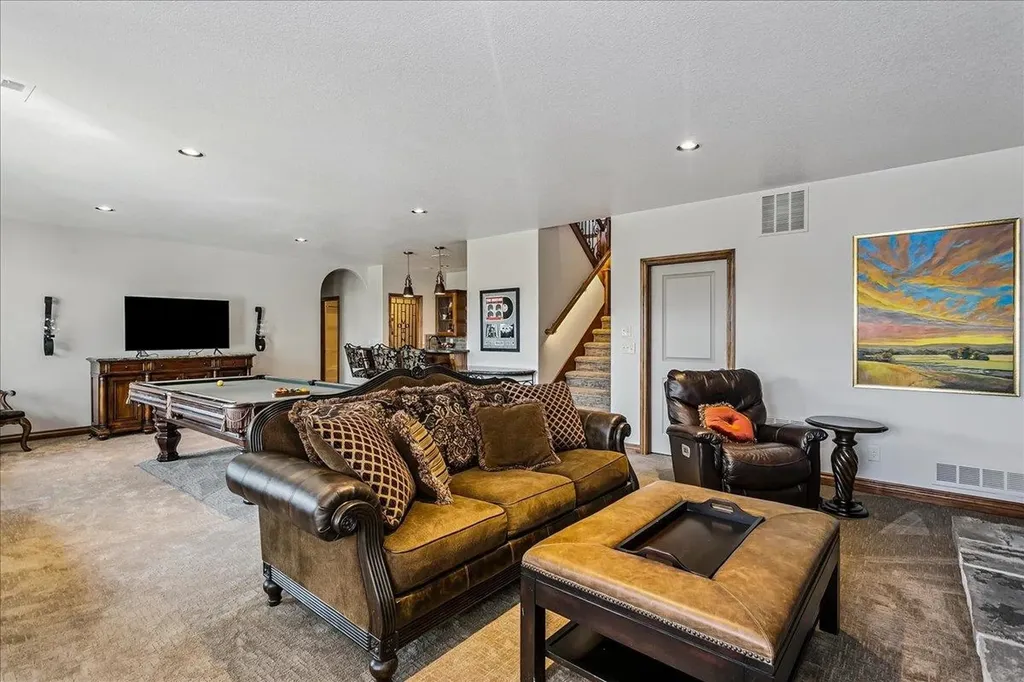 4054 N Stone Barn Street Maize KS 67101