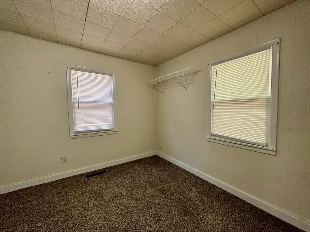 1208 W 6th Avenue El Dorado KS 67042