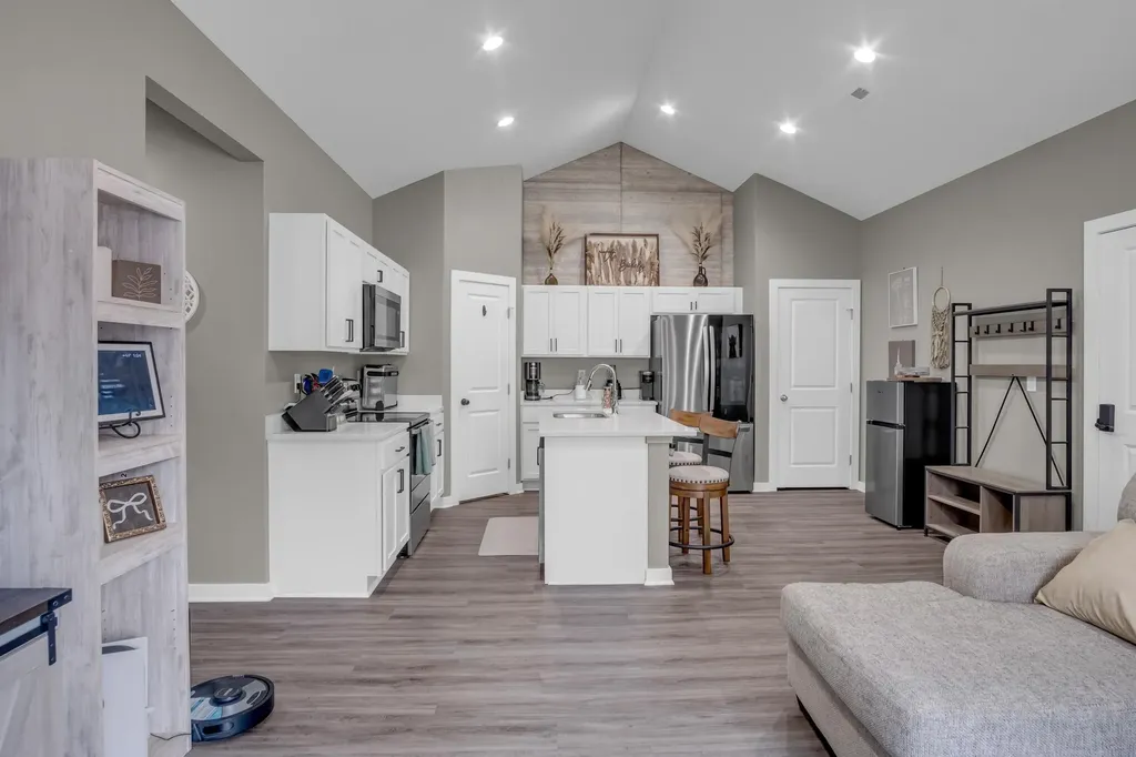 12123 W Shadow Lakes Street Wichita KS 67205