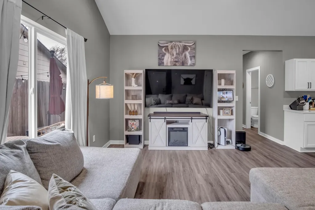 12123 W Shadow Lakes Street Wichita KS 67205