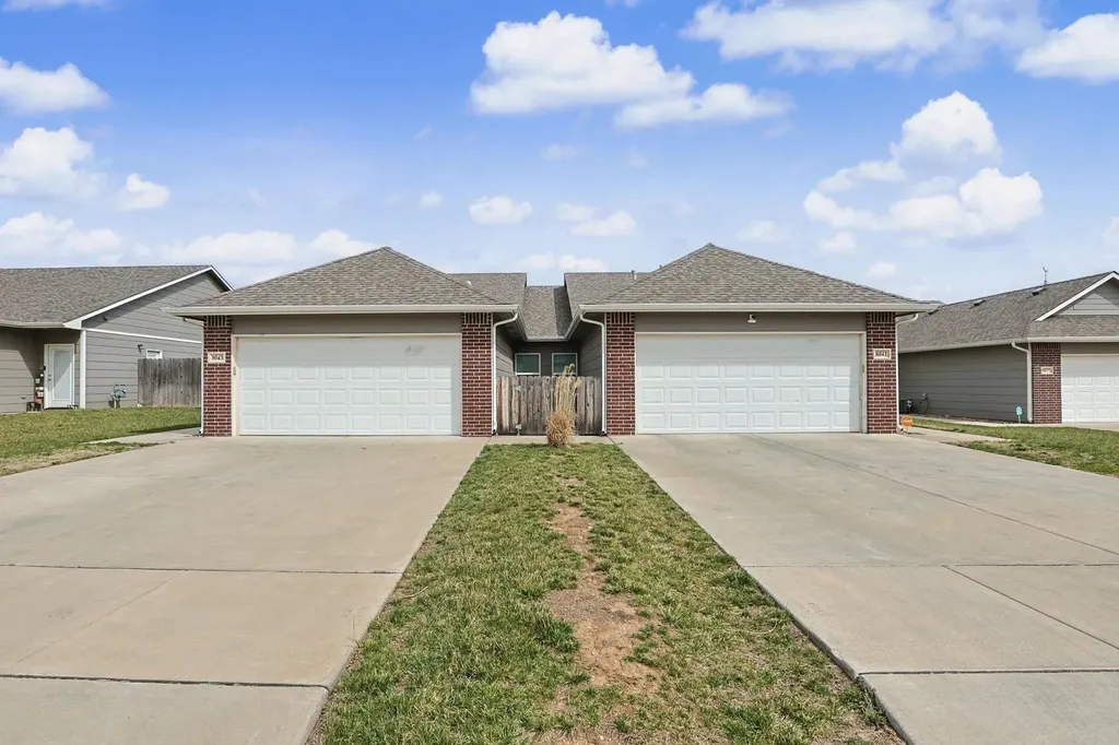 8041-8043 E 34th Court S Wichita KS 67210