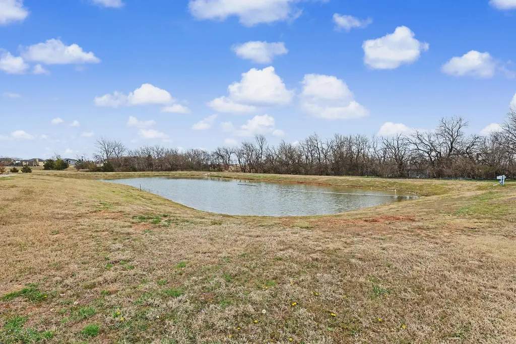 8041-8043 E 34th Court S Wichita KS 67210
