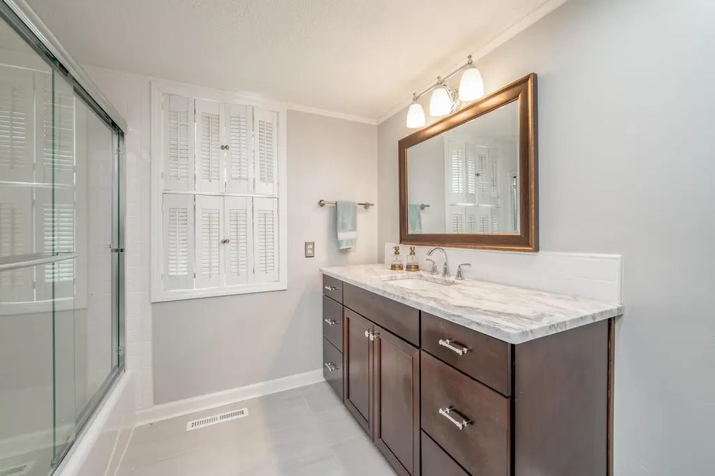 36 Melody Lane Wellington KS 67152