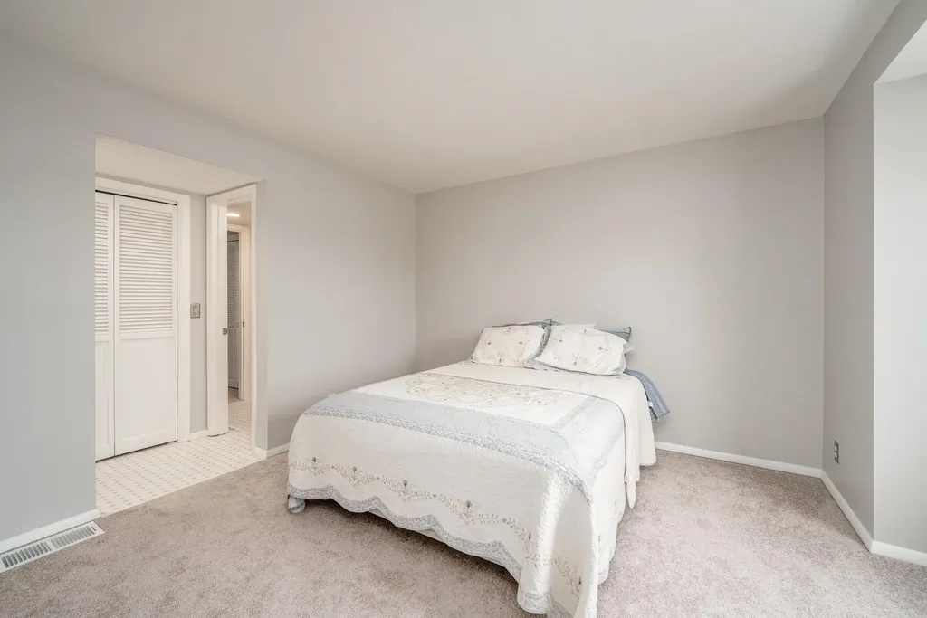 36 Melody Lane Wellington KS 67152
