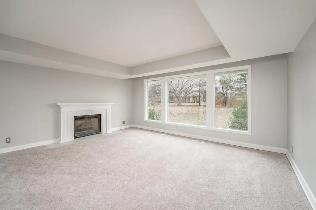 36 Melody Lane Wellington KS 67152