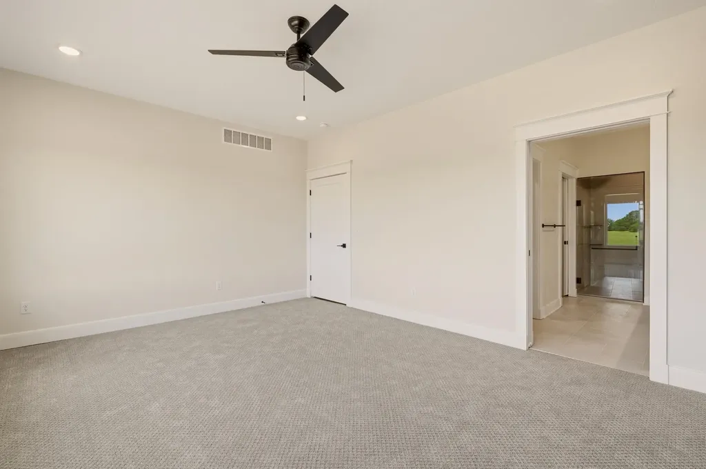505 Maple Leaf Circle Newton KS 67114