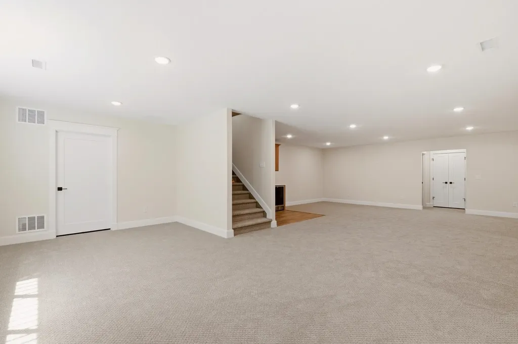 505 Maple Leaf Circle Newton KS 67114