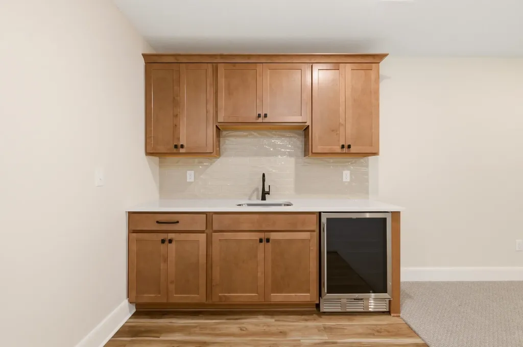 505 Maple Leaf Circle Newton KS 67114