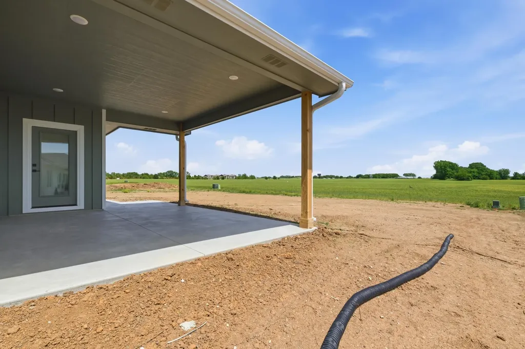 505 Maple Leaf Circle Newton KS 67114