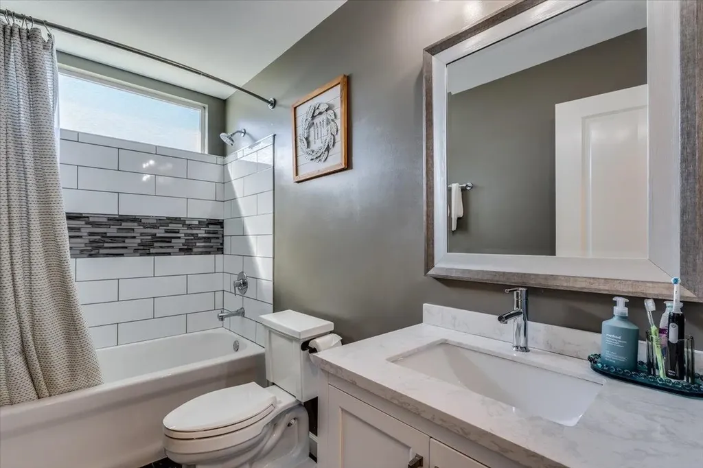 706 S Saint Andrews Circle Wichita KS 67230