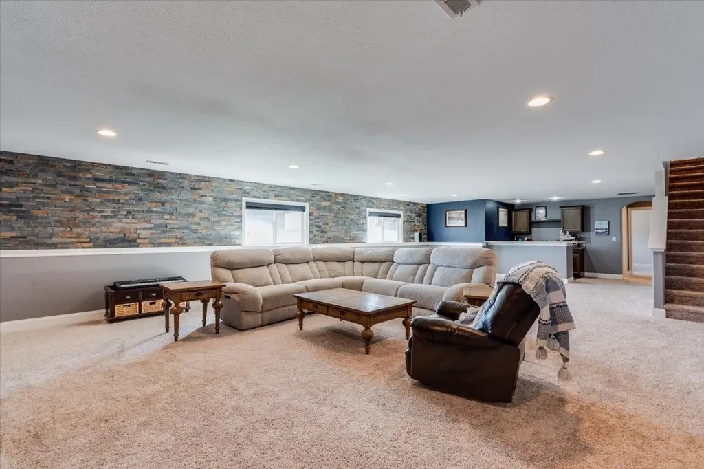 706 S Saint Andrews Circle Wichita KS 67230