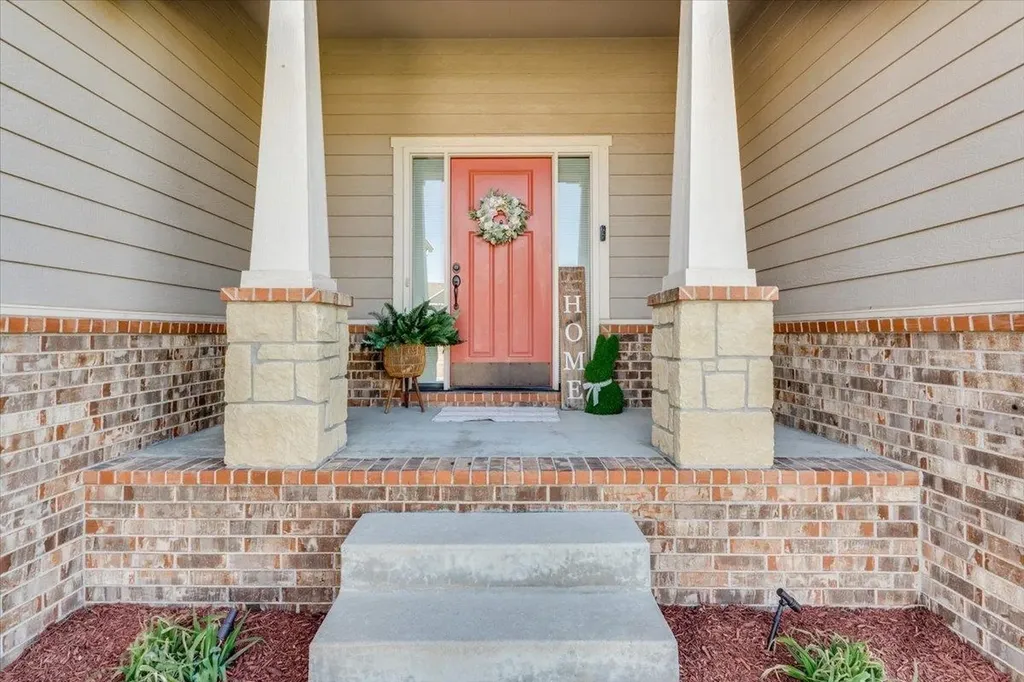 706 S Saint Andrews Circle Wichita KS 67230