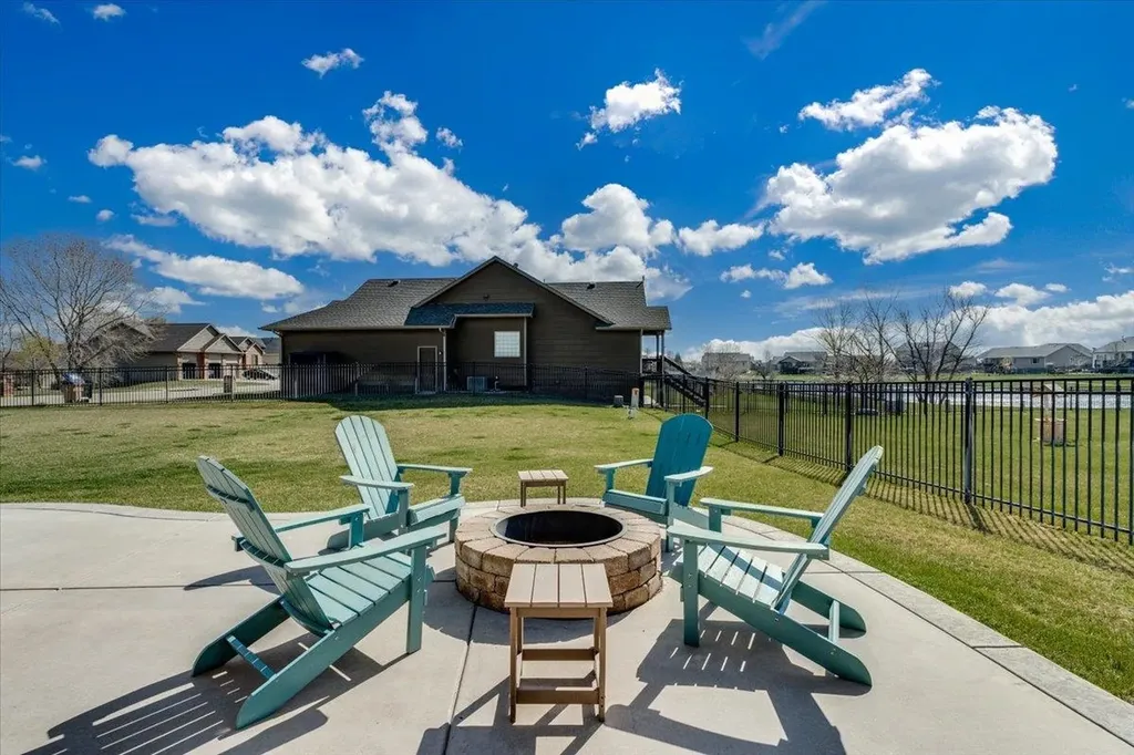 706 S Saint Andrews Circle Wichita KS 67230