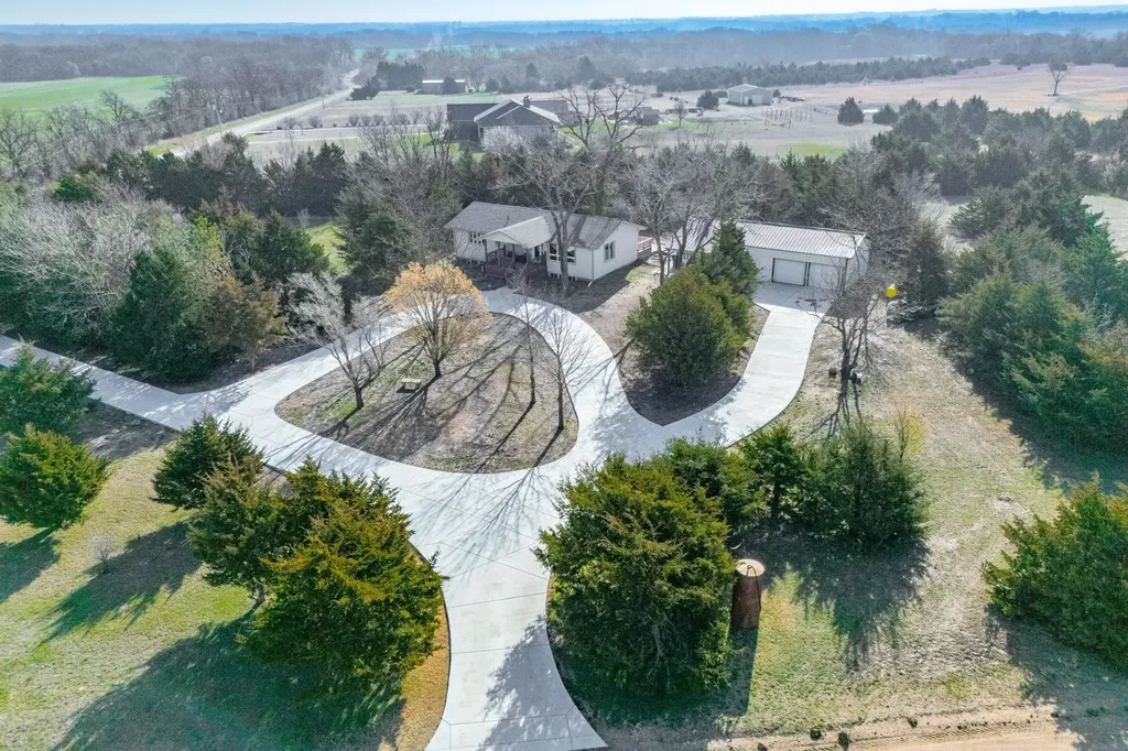 4936 NW County Line Road Benton KS 67017