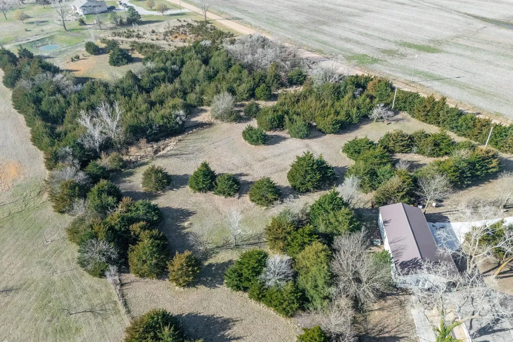 4936 NW County Line Road Benton KS 67017