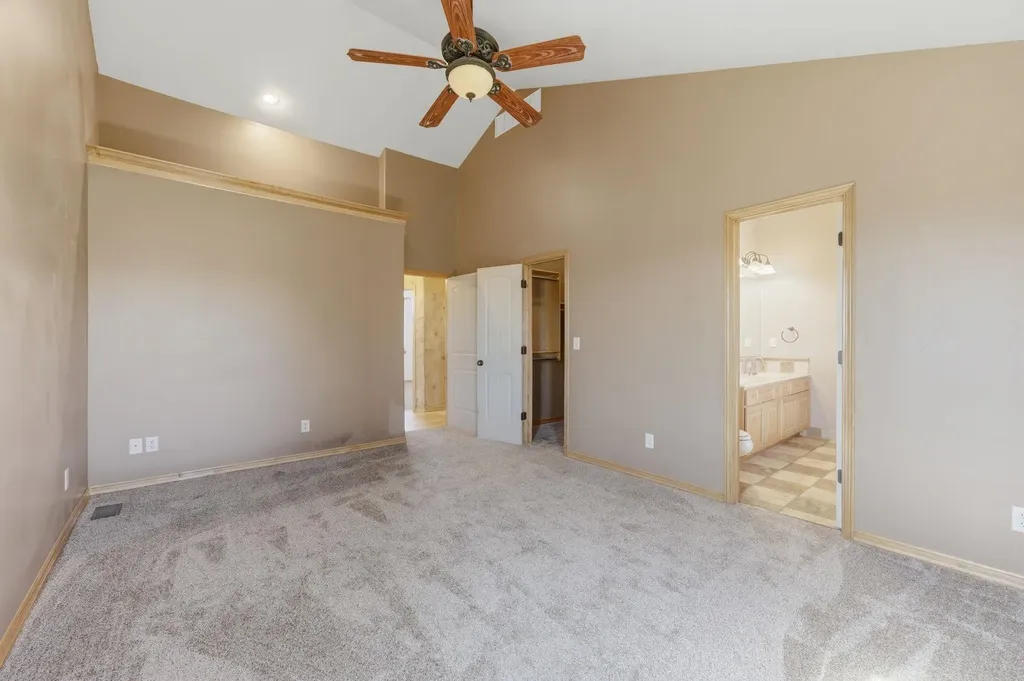 656 E 110th Avenue N Peck KS 67120-9029