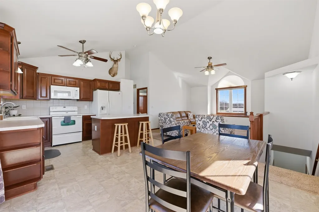 656 E 110th Avenue N Peck KS 67120-9029