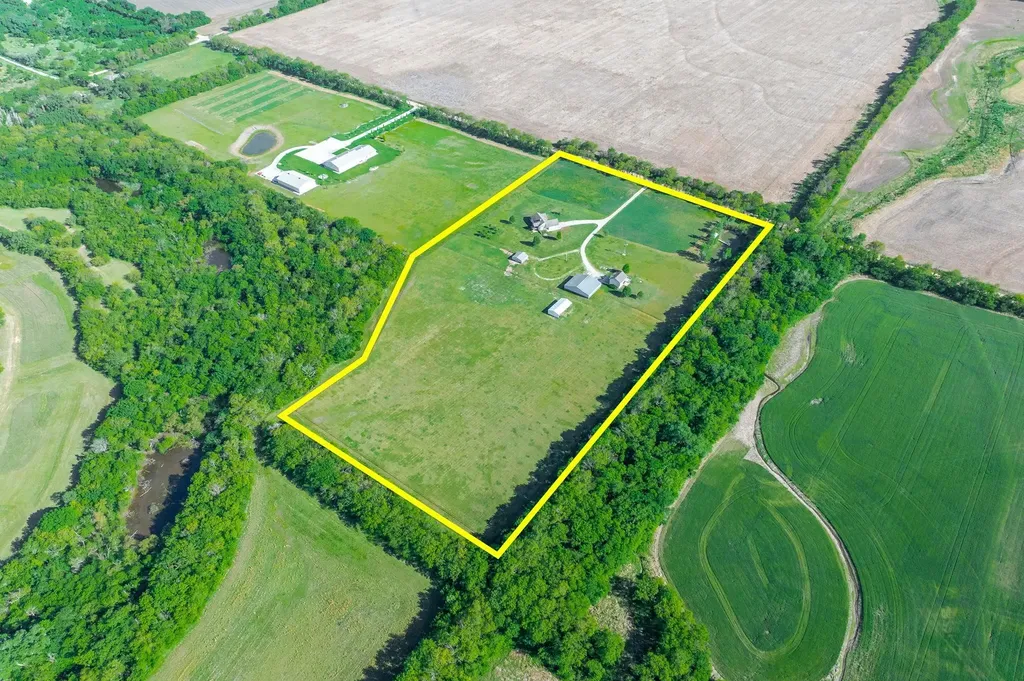 656 E 110th Avenue N Peck KS 67120-9029