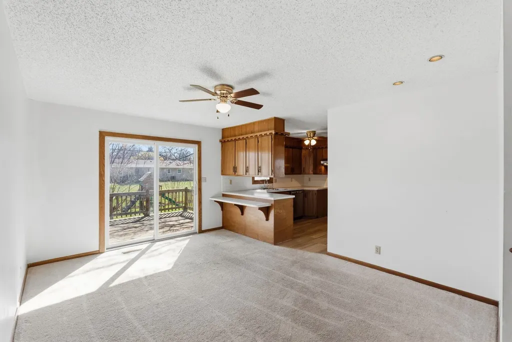 28 Harris Rose Hill KS 67133