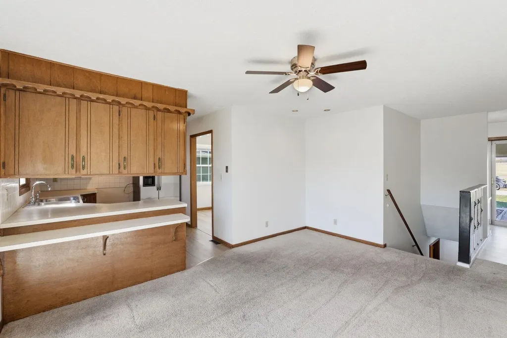 28 Harris Rose Hill KS 67133