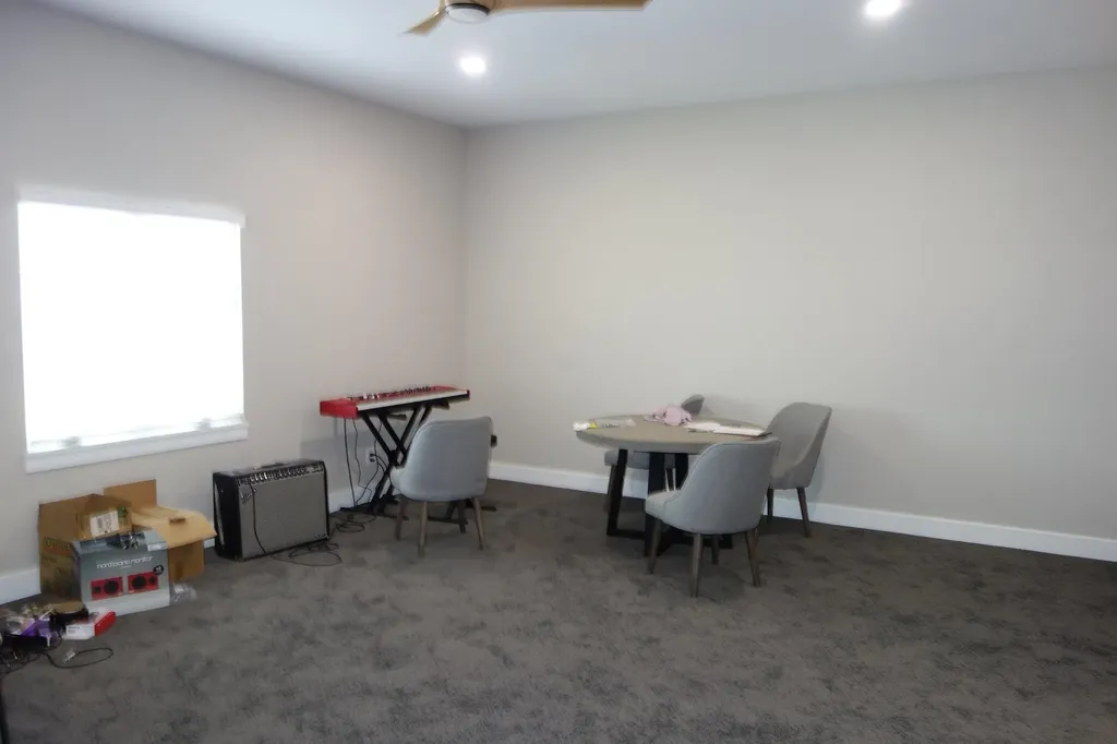 1522 N Emerald Valley Drive Mulvane KS 67110