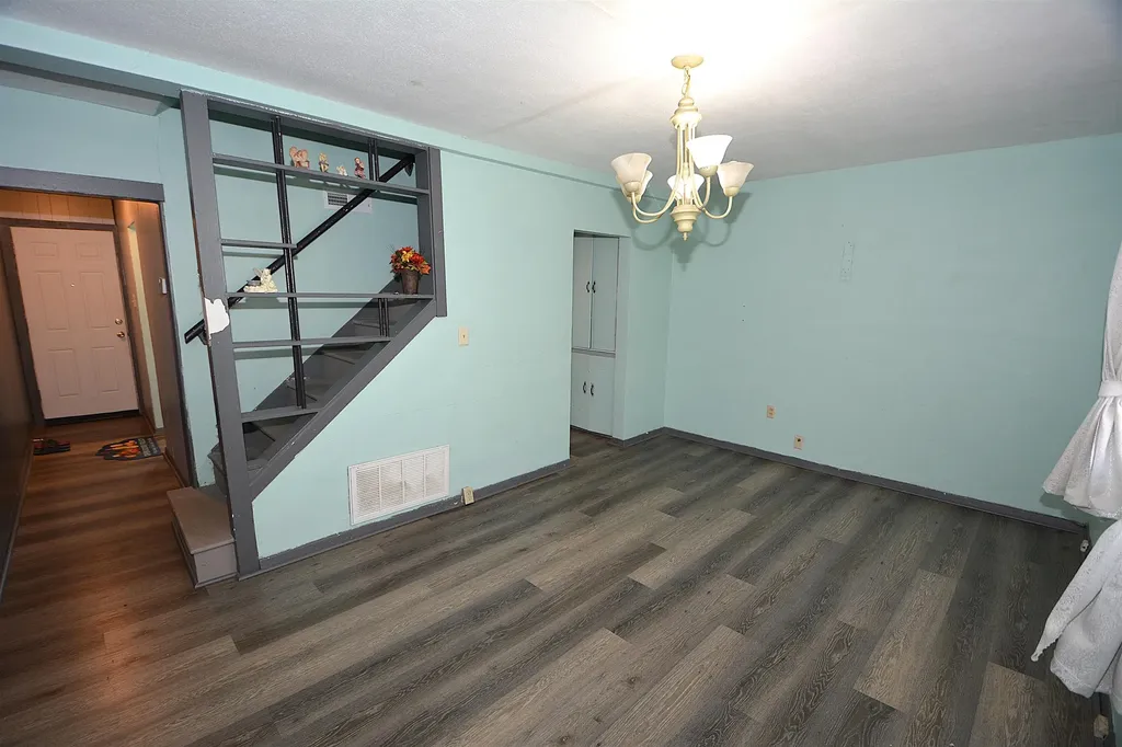1308 S Pershing Avenue Wichita KS 67218