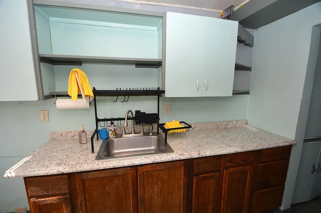 1308 S Pershing Avenue Wichita KS 67218