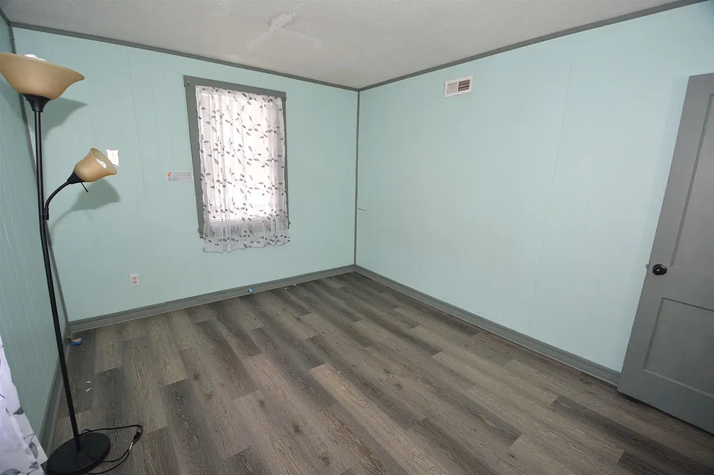 1308 S Pershing Avenue Wichita KS 67218