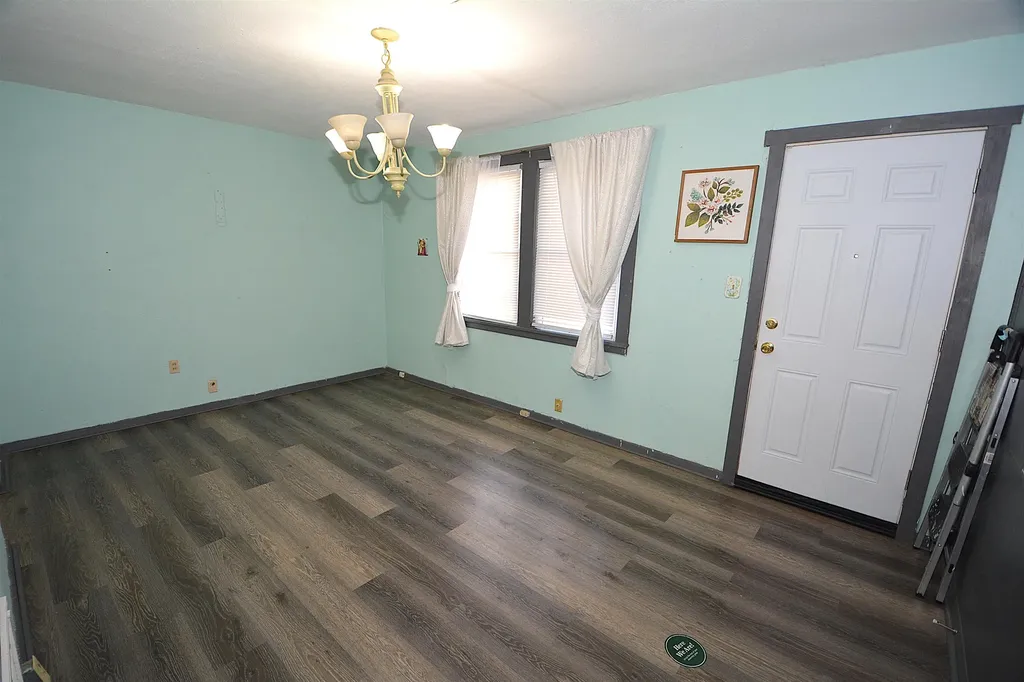 1308 S Pershing Avenue Wichita KS 67218