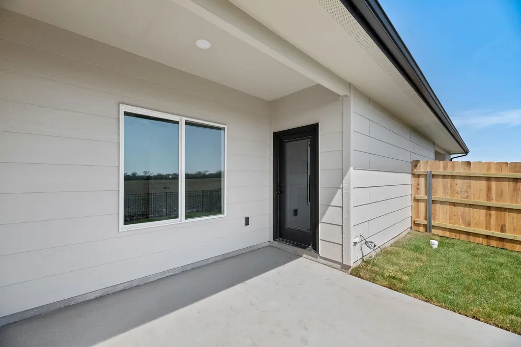 11324 W 35th Circle Wichita KS 67215