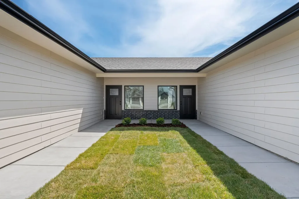 11324 W 35th Circle Wichita KS 67215