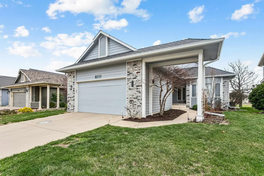 8111 E Windwood Circle Wichita KS 67226