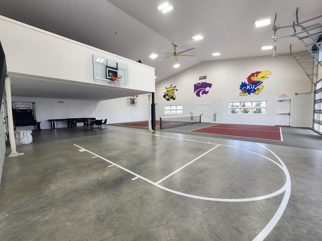 151 N Ciderbluff Court Wichita KS 67052