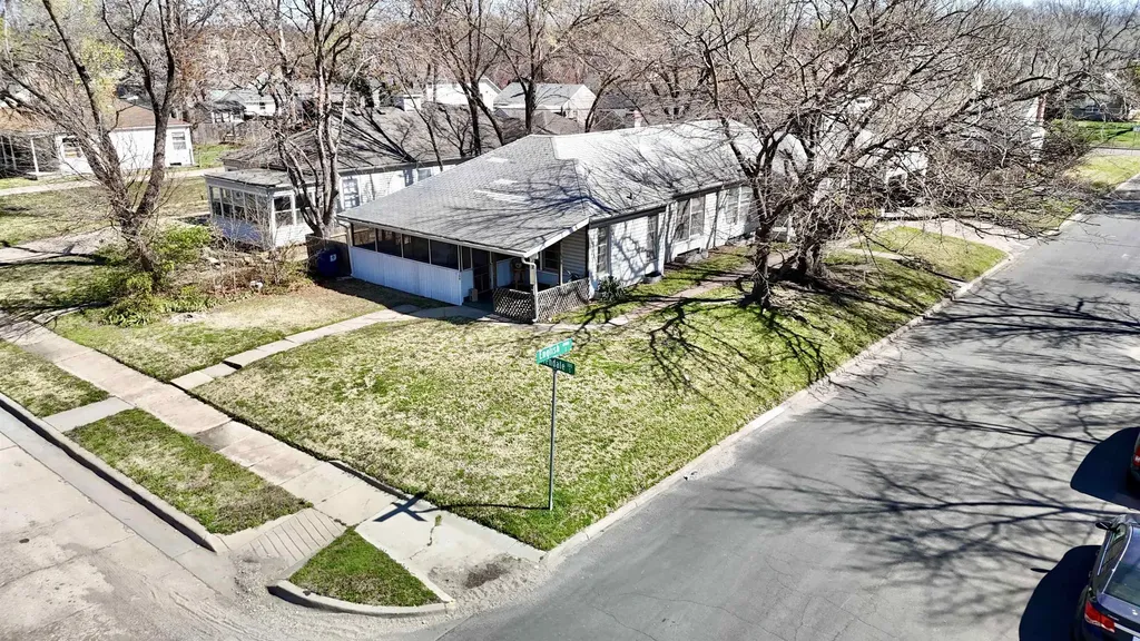 4904 E English & 156 S Glendale Wichita KS 67218
