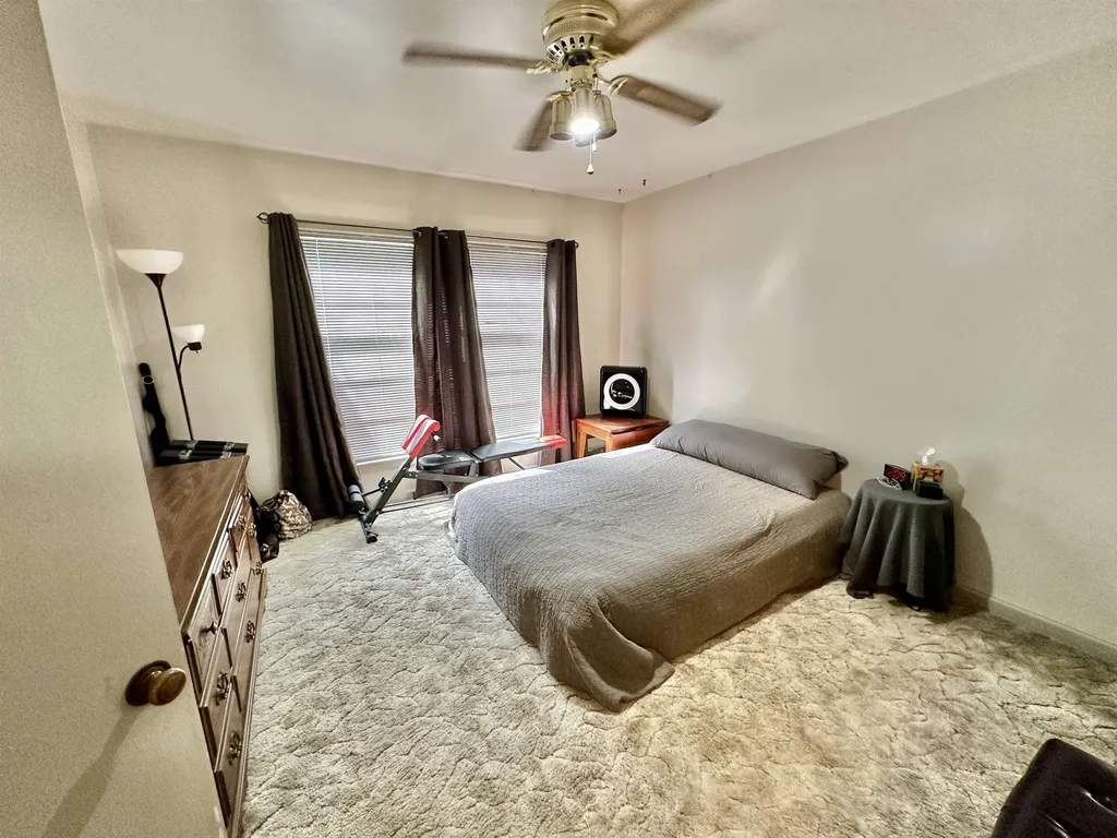 4904 E English & 156 S Glendale Wichita KS 67218
