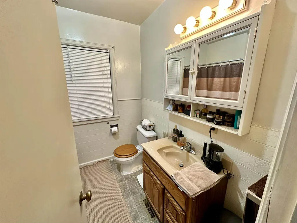 4904 E English & 156 S Glendale Wichita KS 67218