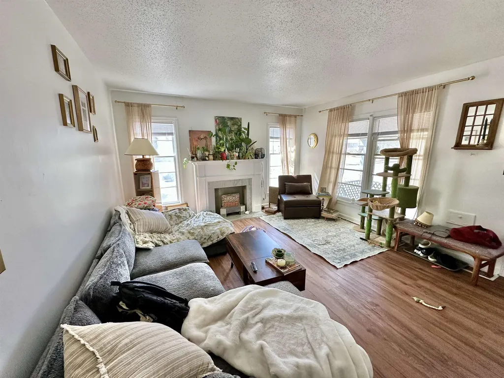 4904 E English & 156 S Glendale Wichita KS 67218