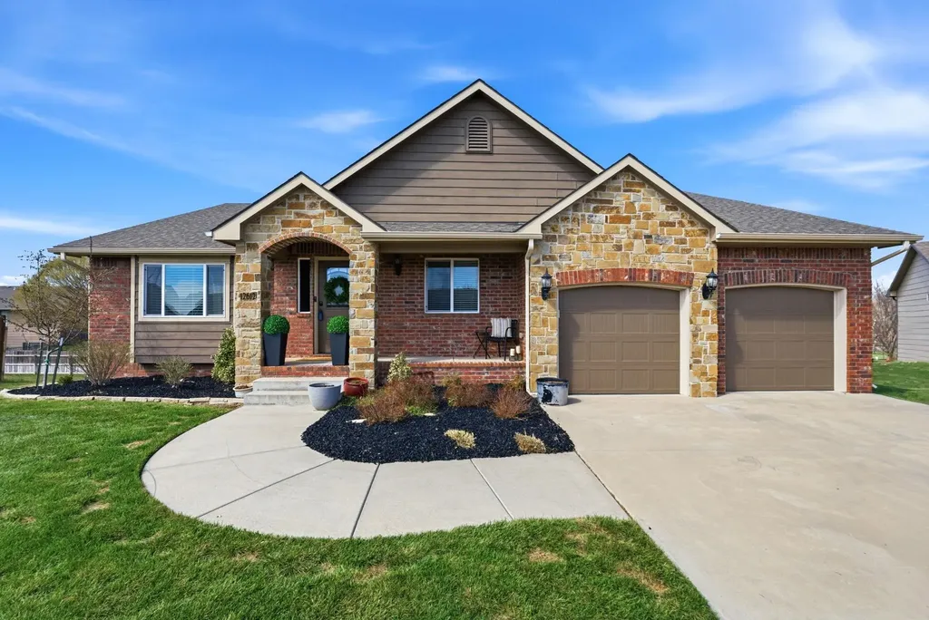12612 E Cherry Creek Street Wichita KS 67207